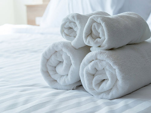 ręczniki w hostelu